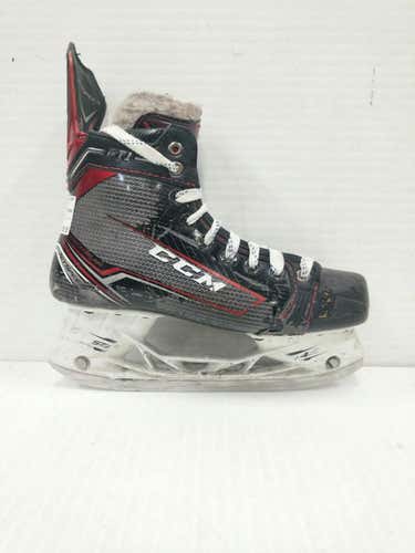 Used Ccm Ft1 Intermediate 5.5 Ice Hockey Skates