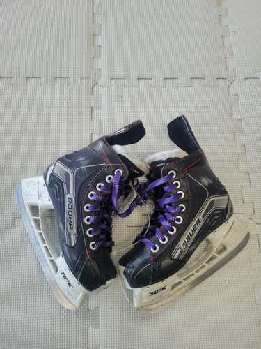 Used Bauer X400 Junior 01 Ice Hockey Skates