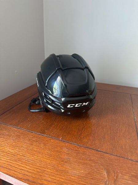 CCM Tacks 910 Helmet large