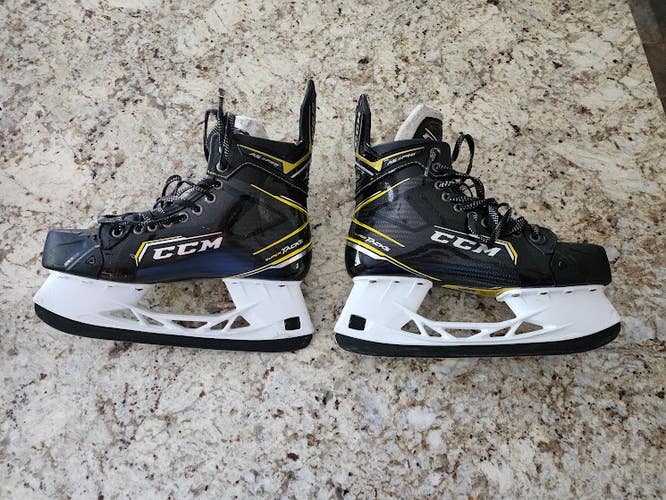 Used Senior CCM Super Tacks AS3 Pro Hockey Skates Extra Wide Width 9