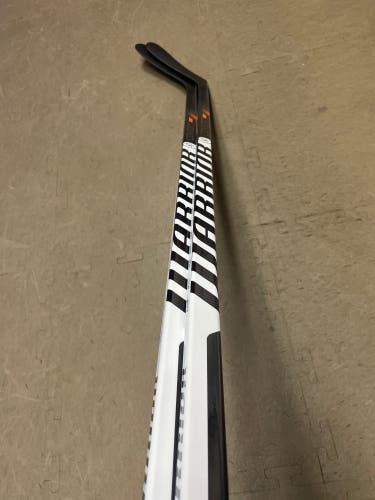 New Senior Warrior Left Hand W03 Covert QR5 Team Hockey Stick - 2 Pack