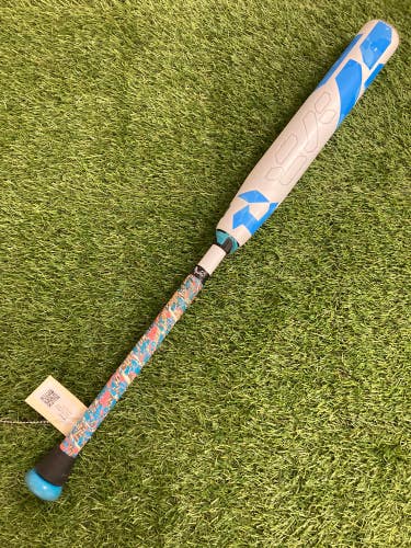 Used 2023 DeMarini CF Bat (-11) Composite 18 oz 29"