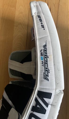 Used  Vaughn  Velocity VE8 Goalie Leg Pads