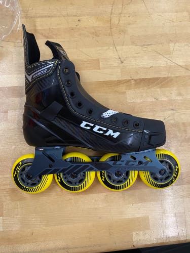 New  CCM Regular Width Size 4 RH9350 Inline Skates