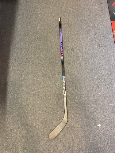 New Intermediate CCM Right Handed P88 RibCor Trigger 8 Pro Hockey Stick