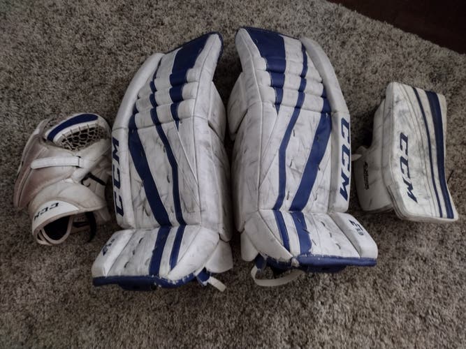 Used 31" CCM Extreme Flex 3.9 Regular Goalie Full Set