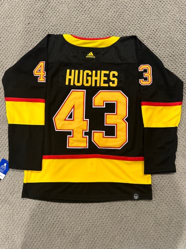 Quinn Hughes Vancouver Canucks Alternate Jersey size 50/medium