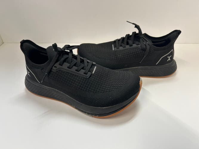 Flux Adapt Runner Shoes