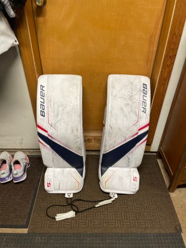 Used Medium Bauer Supreme S27 Goalie Leg Pads