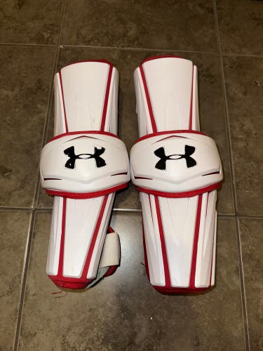 Under Armour Revenant Arm Guard