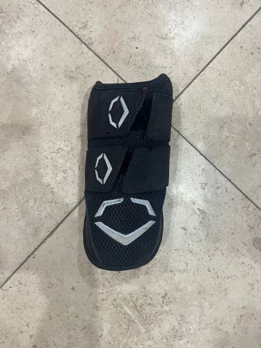 Used Evoshield Pro-SRZ 2.0 Double Strap Elbow Guard (LARGE)