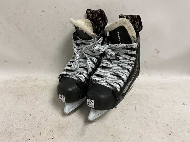 Used Winnwell Amp 300 Intermediate 5.0 Ice Hockey Skates