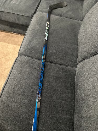 P28 65 Flex New Senior CCM Right Handed P28 Jetspeed FT7 Pro Hockey Stick