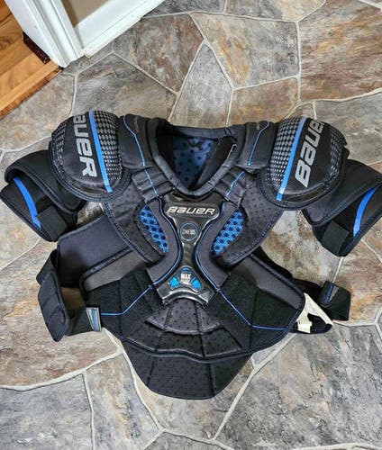 Used XL Bauer Supreme One95 Shoulder Pads