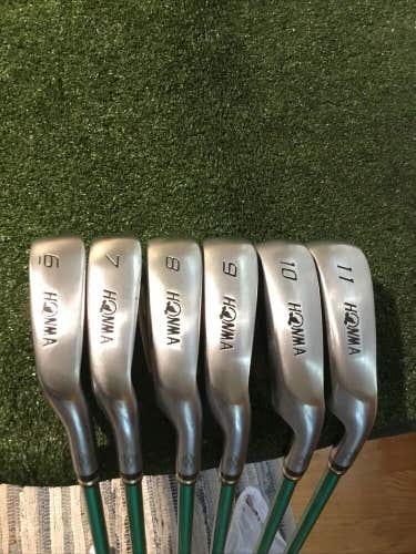 Honma Beres IE-05 2 Star Irons Set (6-PW-GW) Regular ARMRQ8 44g Graphite Shafts