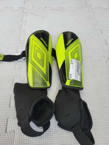 Used Umbro Sm Soccer Shin Guards