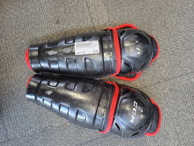 Used Ccm 11" Hockey Shin Guards