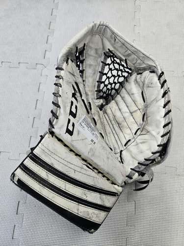 Used Ccm Extreme Flex 400 Regular Goalie Catchers