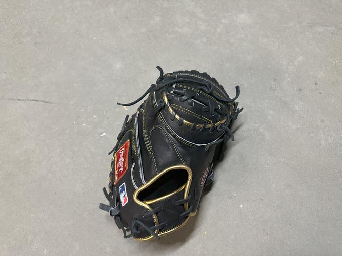 Used Right Hand Throw Rawlings Heart of the hide Catcher's Glove 33.5"