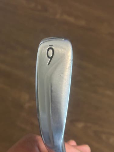 Titleist T-400 6 Iron