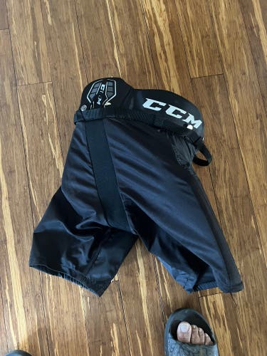 Used Junior CCM QLT 290 Hockey Pants