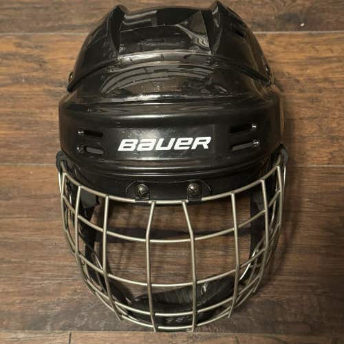 Vintage Black Bauer BHH1500L Used Pre Owned Hockey Helmet 08/13 1 - Sold As Is