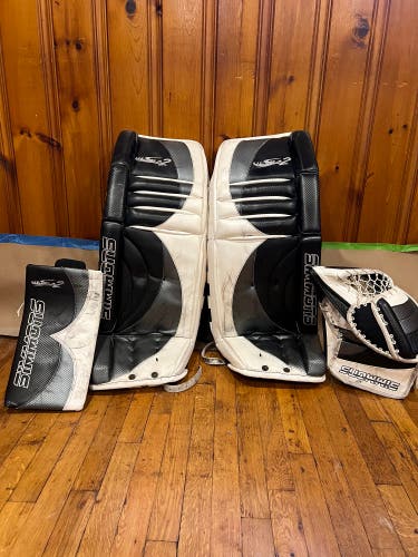 Don Simmons Ultra Light 2 Pads And Gloves