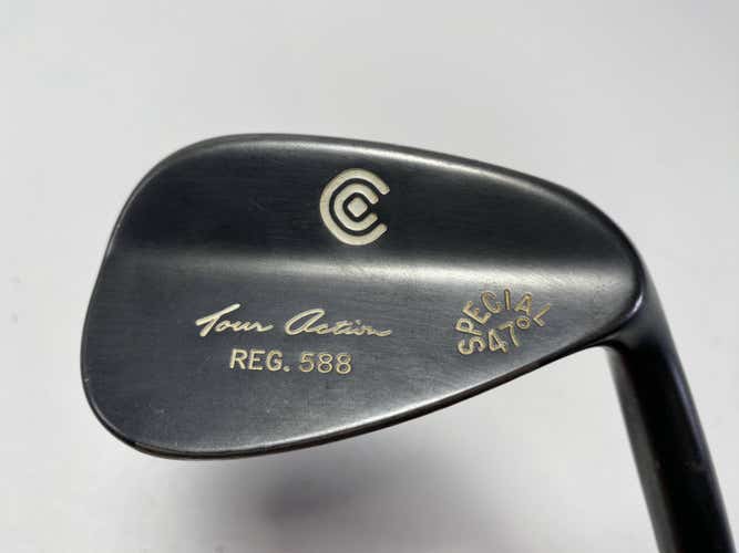 Cleveland 588 Black Melonite PW 47* True Temper Dynamic Gold S300 Wedge Steel RH