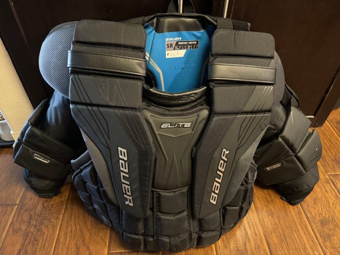 Medium Bauer Elite Goalie Chest Protector