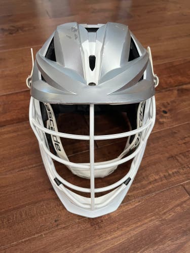 Used Cascade XRS Helmet