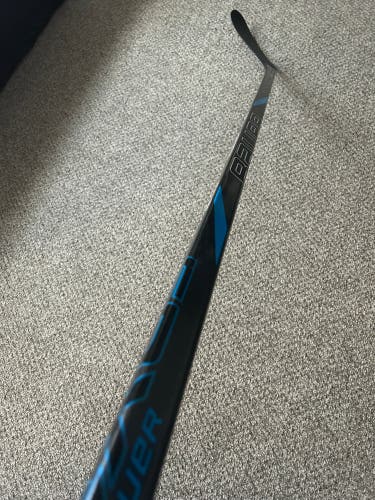 New Bauer Nexus E50 Pro LH P28 Senior Hockey Stick