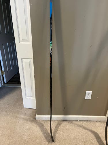 Used Senior Bauer Right Handed P92M  Nexus Sync Hockey Stick