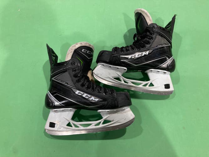 Used Intermediate CCM RibCor 76K Hockey Skates Size 6