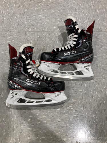 Used Senior Bauer Vapor X2.7 Hockey Skates Size 7