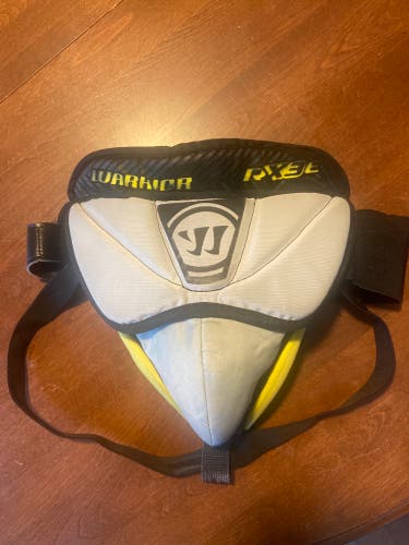 Warrior RX3E intermediate goalie jock