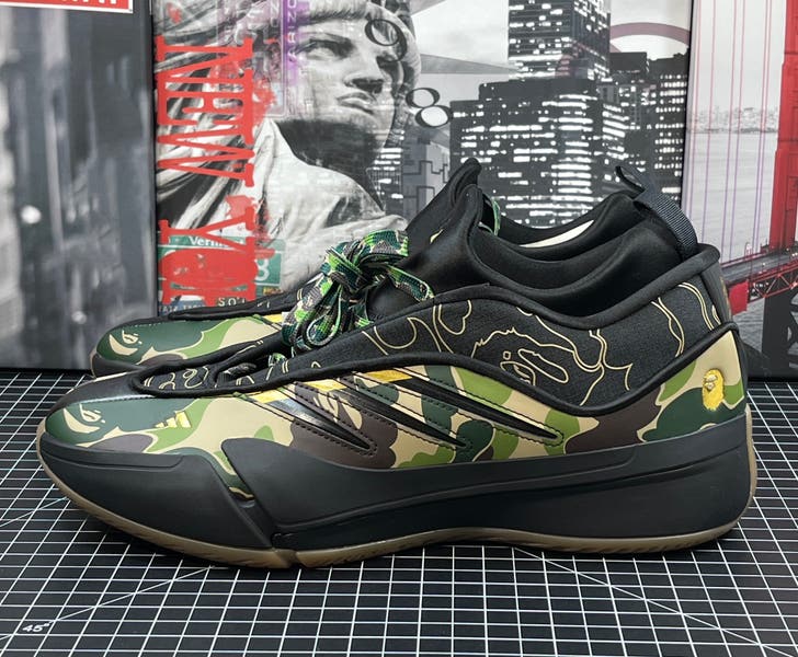 A BATHING APE® x adidas DAMIAN LILLARD DAME 9 BAPE® Mens