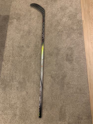 Bauer Vapor Hyperlite 2