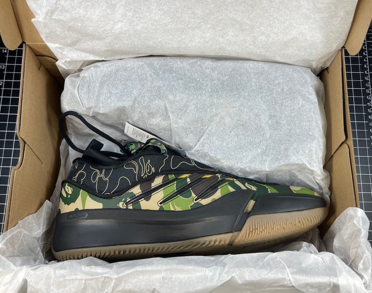 A BATHING APE® x adidas DAMIAN LILLARD DAME 9 BAPE® Mens 10.5 NEW