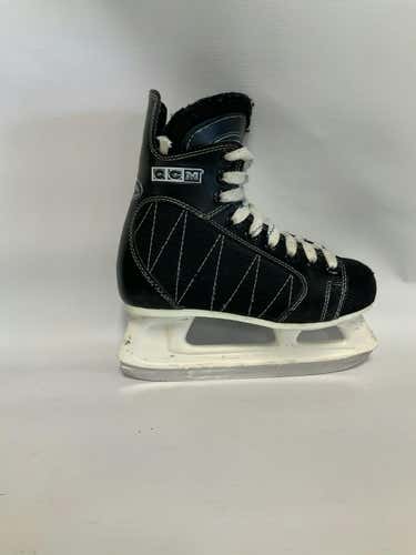 Used Ccm Powerline 60 Junior 03 Ice Hockey Skates