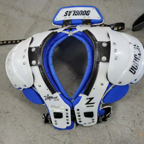 Used Douglas Z-25 Adult Shoulder Pads Md Football Shoulder Pads