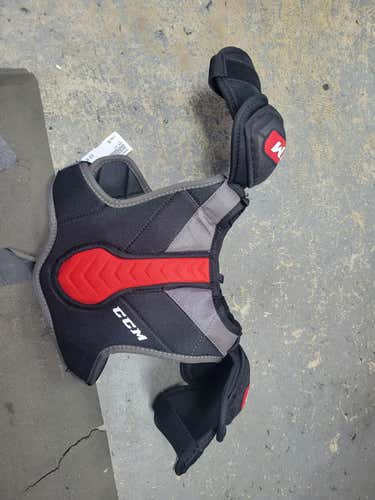 Used Ccm Qlt Md Hockey Shoulder Pads