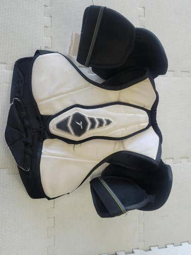 Used Ccm 4052 Sp Lg Hockey Shoulder Pads