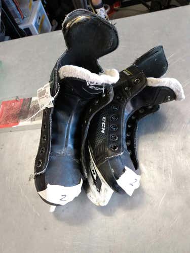 Used Ccm 1052 Junior 02 Ice Skates Ice Hockey Skates