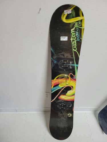 Used Burton Snowboard 140 Cm Boys' Snowboards