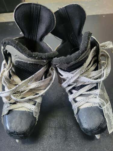 Used Bauer Vapor Xvi Junior 01.5 Ice Hockey Skates