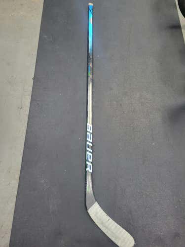 Used Bauer Nexus Geo 70 Flex Pattern P88 Senior One Piece Sticks