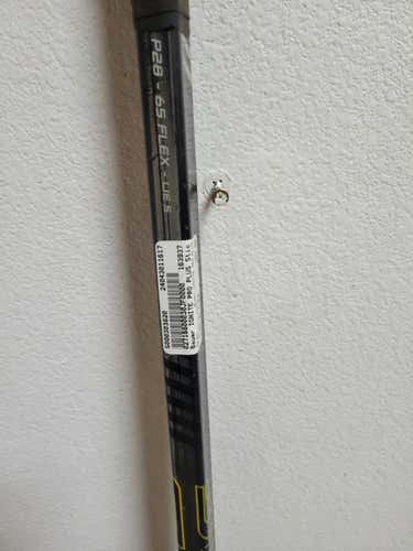 Used Bauer Ignite Pro Plus 65 Flex Pattern P28 Intermediate One Piece Sticks