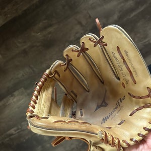 Mizuno Pro 11.75