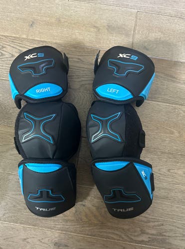 True Hockey Elbow pads XC9 NEW Senior XL