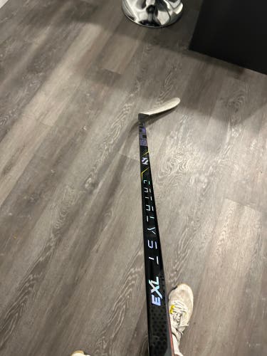 Catalyst 7x3 Senior RH Hockey Stick